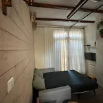 Het Koetshuis Nyaraló Gouda